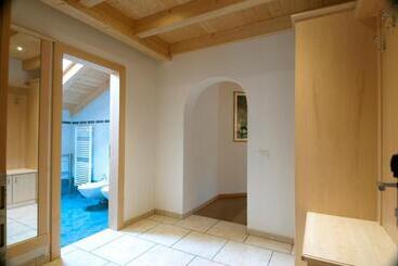 اقامتگاه Appartamenti Villa Olympia