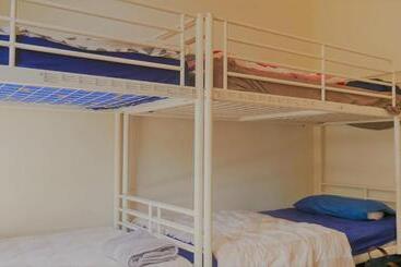 هاستل Myozexp Palmerston Lodge
