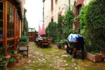 تختخواب و صبحانه Fothergills Of Fremantle