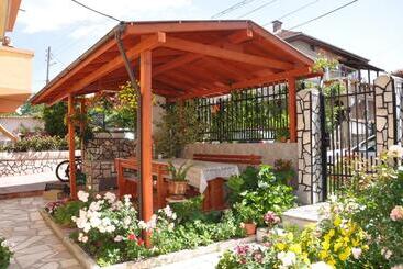 Family Hotel Dalia