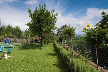 هتل Kreuzstein Bed&breakfast