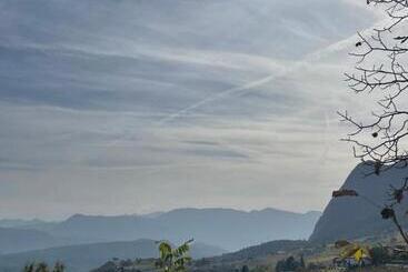 هتل Kreuzstein Bed&breakfast