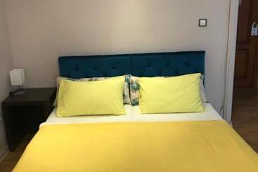 هتل White Rose Guest Rooms