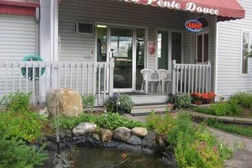 Motel De La Pente Douce