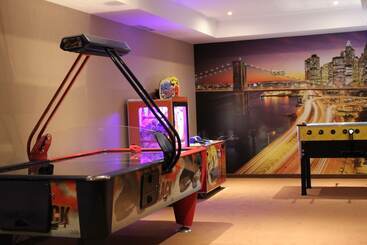 استراحتگاه Park Hotel And Spa Vella Hills