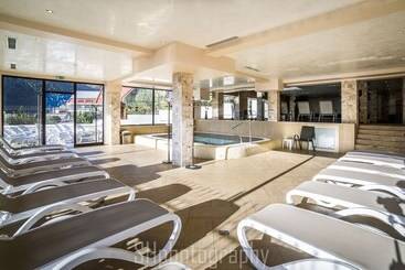 استراحتگاه Park Hotel And Spa Vella Hills