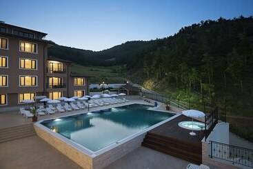 استراحتگاه Park Hotel And Spa Vella Hills