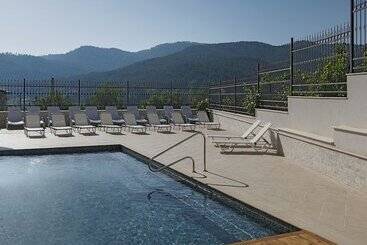 استراحتگاه Park Hotel And Spa Vella Hills