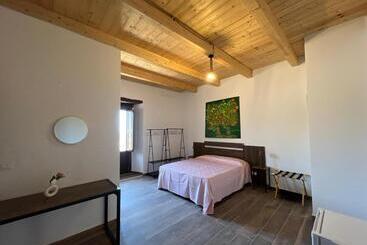 تختخواب و صبحانه Casa Vacanza Borgo Antico