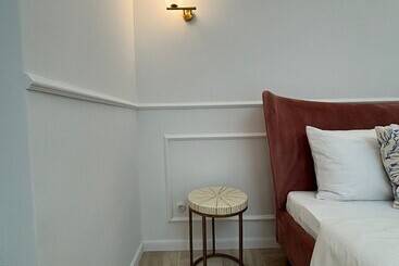 تختخواب و صبحانه Via Polonia   Boutique Studios Corfu