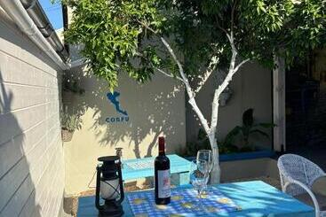 تختخواب و صبحانه Via Polonia   Boutique Studios Corfu