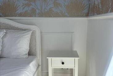 تختخواب و صبحانه Via Polonia   Boutique Studios Corfu
