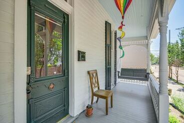 Charming Historic Cottage In Downtown Natchez!