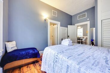 Charming Jacksonville Home ~ 2 Mi To Downtown!