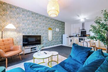 Elm Apartments