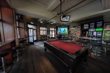 هتل Bar Broadway