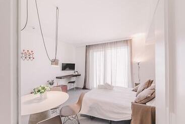 Hotiday Collection   Suites Polignano