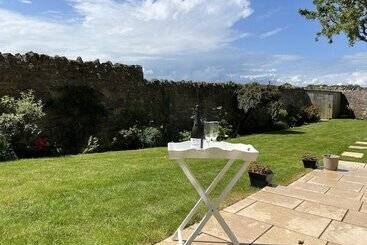 Luxury Northumberland Cottage Near Beach Sleeps 8
