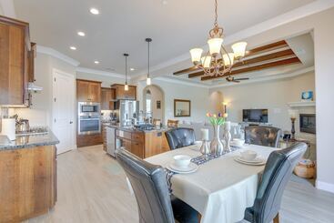 Private Redding Home W/ Pool & Mountain Views
