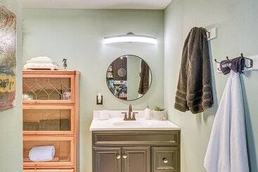 Walk To Historic Dtwn: Sanford Home W/ Gas Grill!