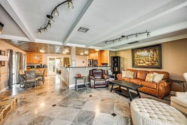 Sprawling Fort Myers Home: Pool & Screened Lanai!