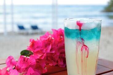 The Signature Level At Grand Palladium Lady Hamilton Resort & Spa All Inclusive