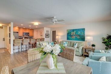 15 Lagoon Villa By Avantstay Close To Everything