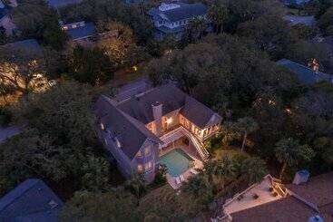 28 Beachwood West By Avantstay Close To Beach, Multiple Decks & Private Pool!