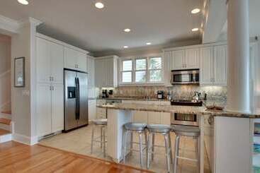 45 Ocean Point By Avantstay Amazing Views + Beach Access & Community Pool Access