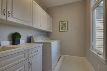 45 Ocean Point By Avantstay Amazing Views + Beach Access & Community Pool Access