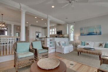 45 Ocean Point By Avantstay Amazing Views + Beach Access & Community Pool Access