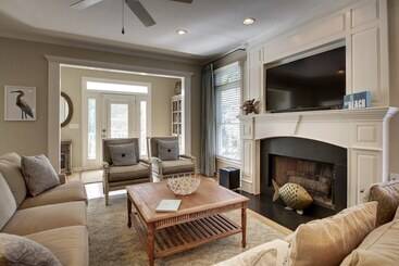 73 Grand Pavilion By Avantstay Corner Lot, Porch