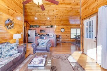 Bear Cove By Avantstay Hot Tub + Pool Table!