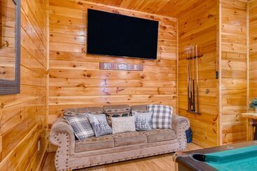 Bear Cove By Avantstay Hot Tub + Pool Table!