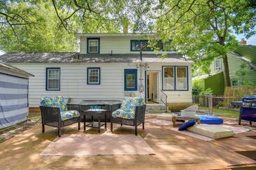 Charming Hampton Home ~ 7 Mi To Buckroe Beach!