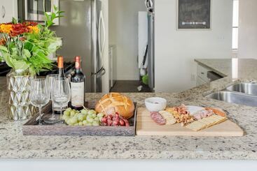 Clyde By Avantstay Great For Longer Stays, 12 Min To Downtown