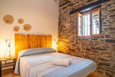 Two Houses With Shared Pool Chillout And See Views - Adra