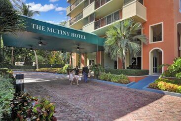 Gorgeous Spacious 2bed Bayview Apartment