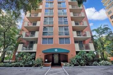 Gorgeous Spacious 2bed Bayview Apartment