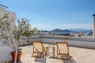 هتل Ep Avlis Boutique Apartments