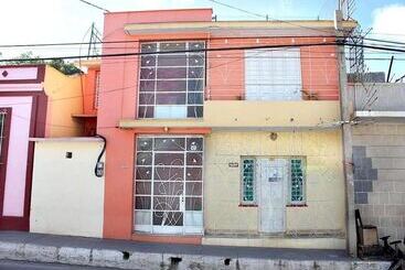 هتل Hostal Margarita Y Alfredo Trinidad