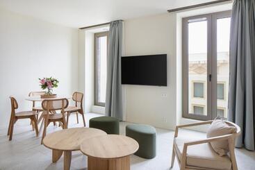 هتل La Suite