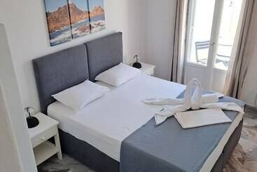 هتل Oceanis Resort