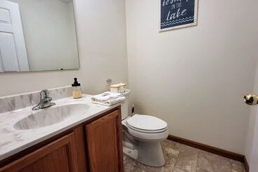 Mews Mountain House By Avantstay Walk To Beach, Hot Tub, Game Room