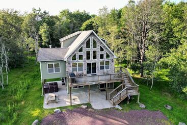 Otter Banks By Avantstay Sleeps 18 + Hot Tub, Views, Game Room