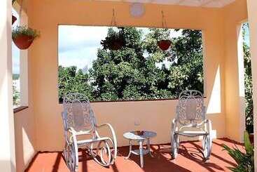پانسیون Hostal Doña Miñe Trinidad