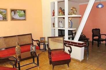 پانسیون Hostal Doña Miñe Trinidad