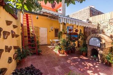 پانسیون Hostal Doña Miñe Trinidad