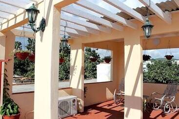 پانسیون Hostal Doña Miñe Trinidad