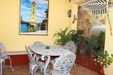 پانسیون Hostal Doña Miñe Trinidad